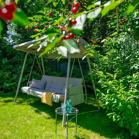 Holiday home Vilagos Kert Oliva House Steam