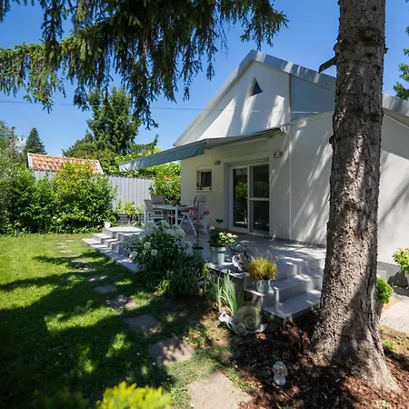 Vilagos Kert Oliva House Steam Balatonvilágos